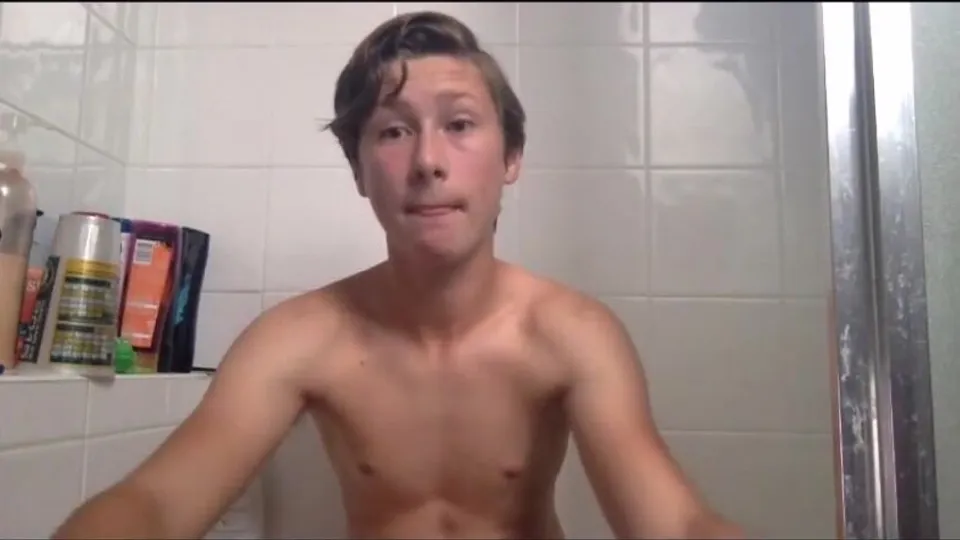 Cute Teen Shower fun