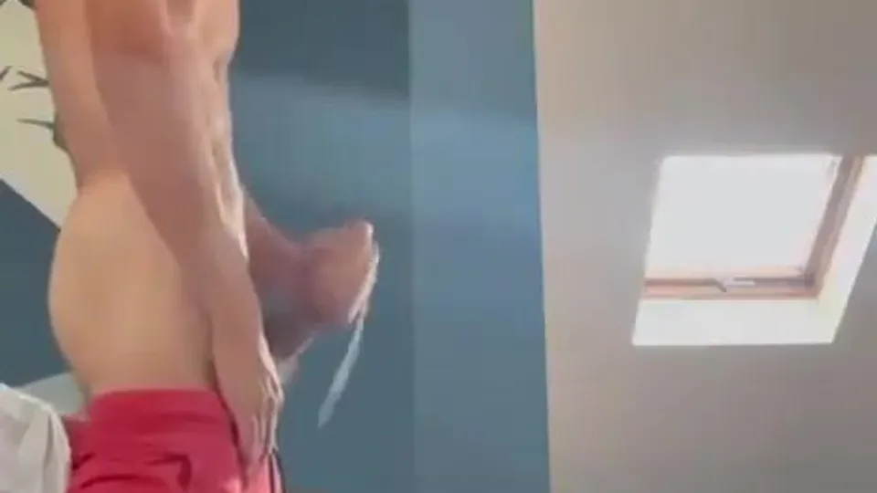Cute twink cums on his bedroom floor
