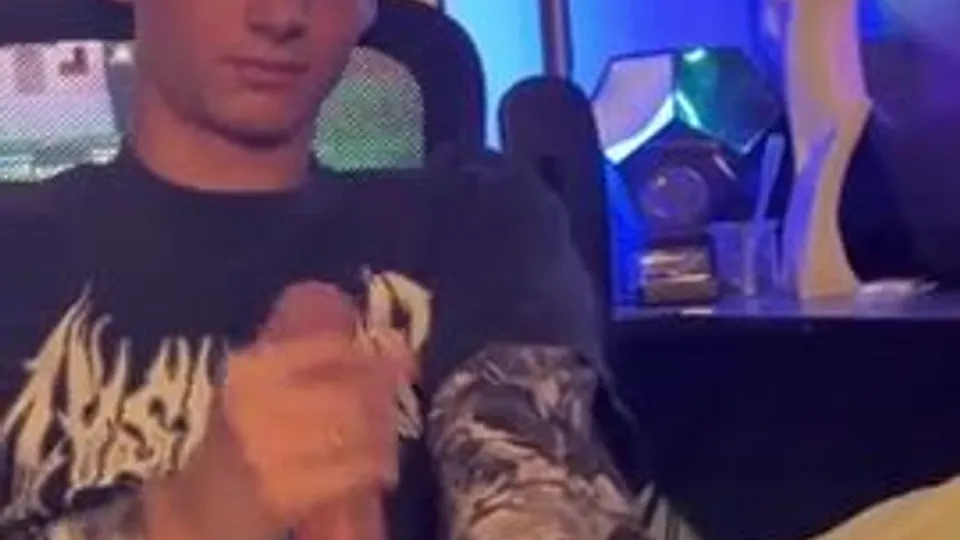 Cute twink jack cumming bate