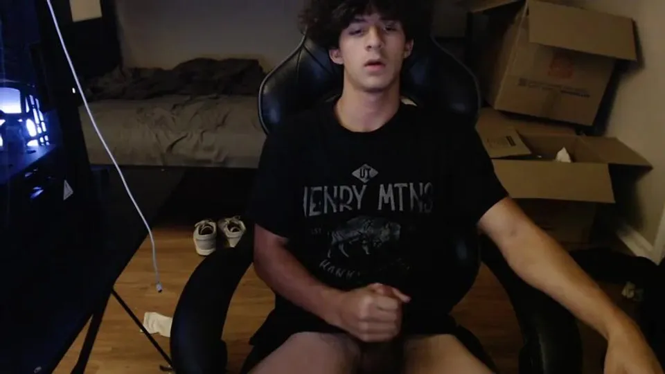 Twink Jerks Off and Cums