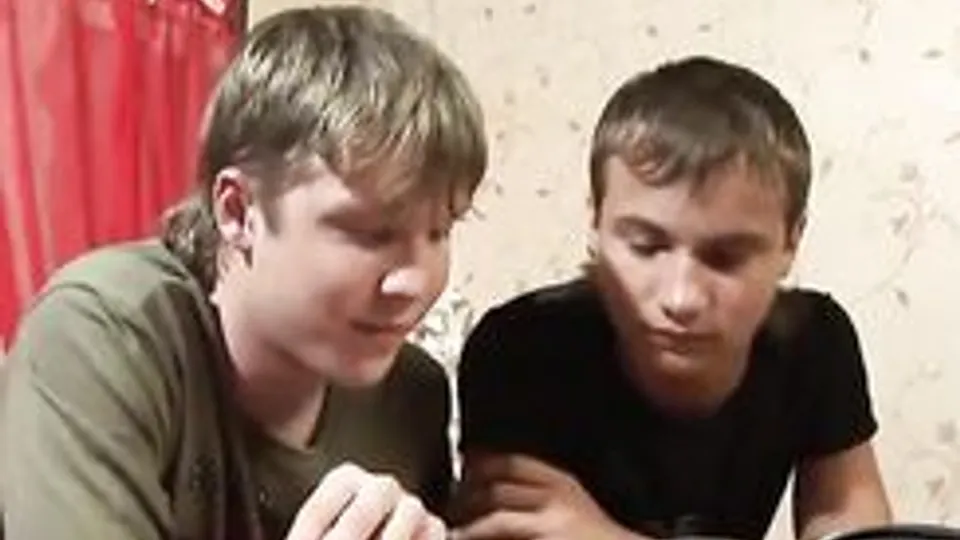 Russian Twinks in House Sex