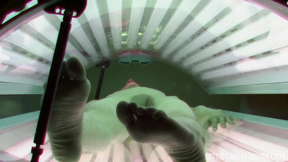 czech-gay-solarium-1-1280x720-2000kbps.mp4