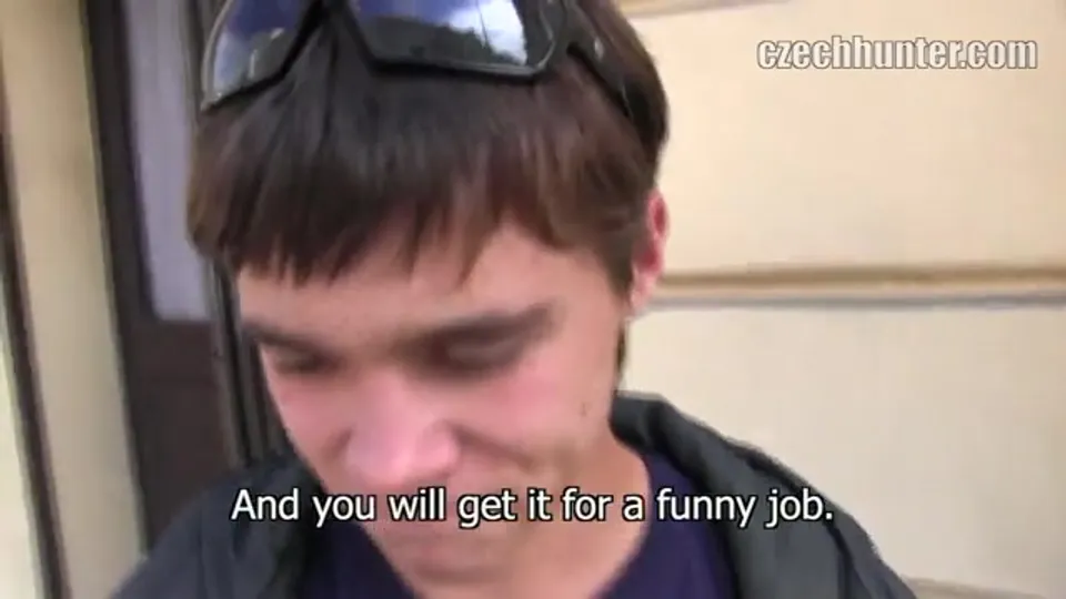 Czech Hunter: Friendly Stranger's Blowjob & Strip