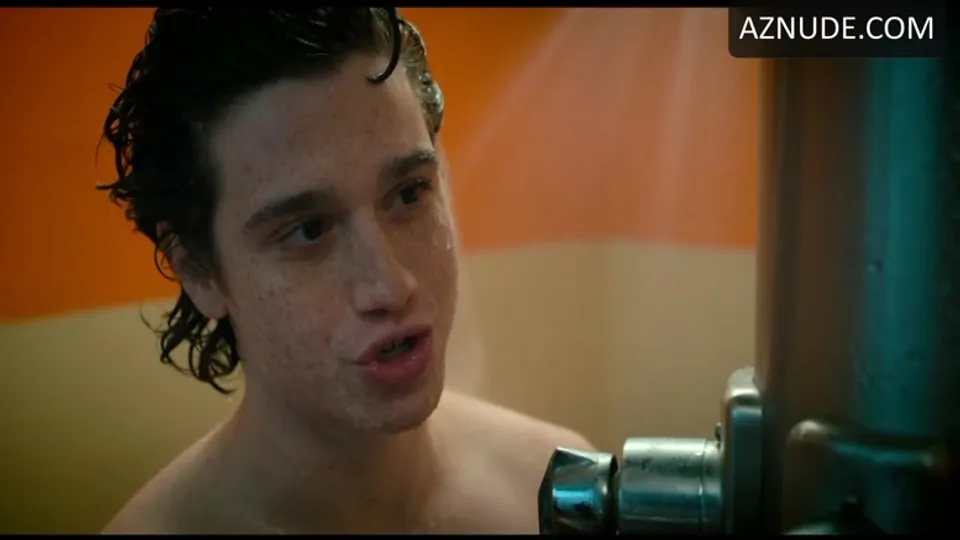 Dacre Montgomery, Chester Rushing, Joe Keery Intimate Moment