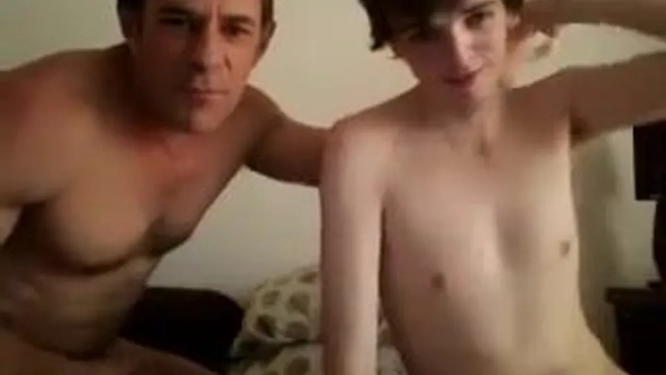 Daddy-and-twink-cam-sex-show