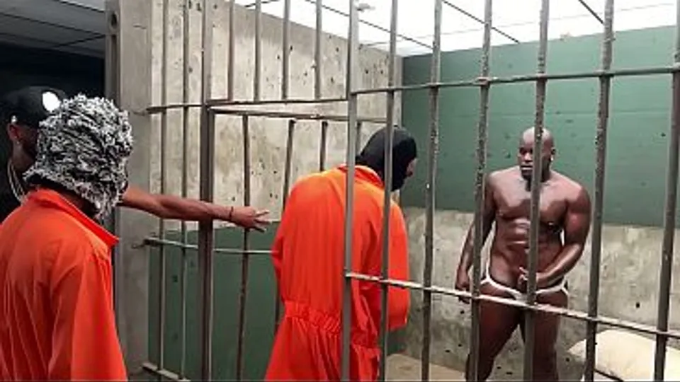 DADDY BLACK GOES TO JAIL & GETS FUCKED