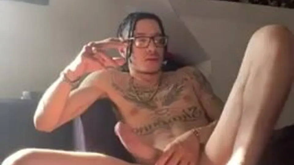 Daddy long dick - video 4 - ThisVid.com