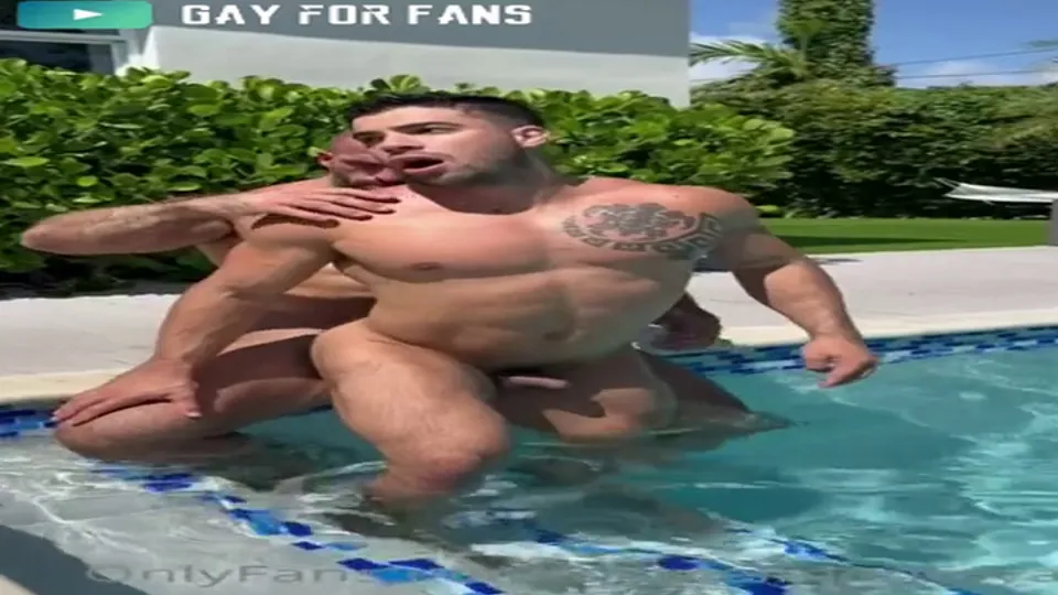 daddy muscle bear fucking a hot bodybuilder slut  — PornOne ex vPorn