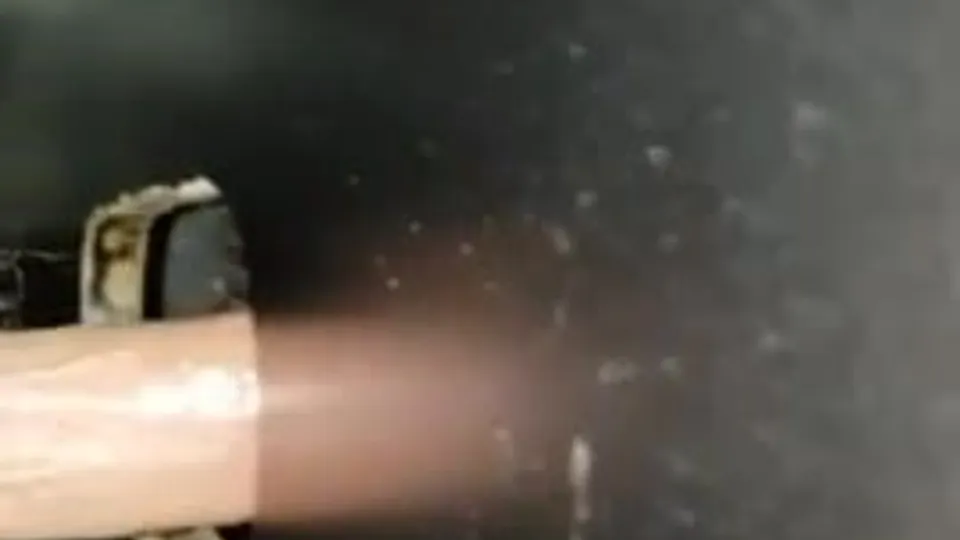 Dads Fucking at the Gloryhole - ThisVid.com