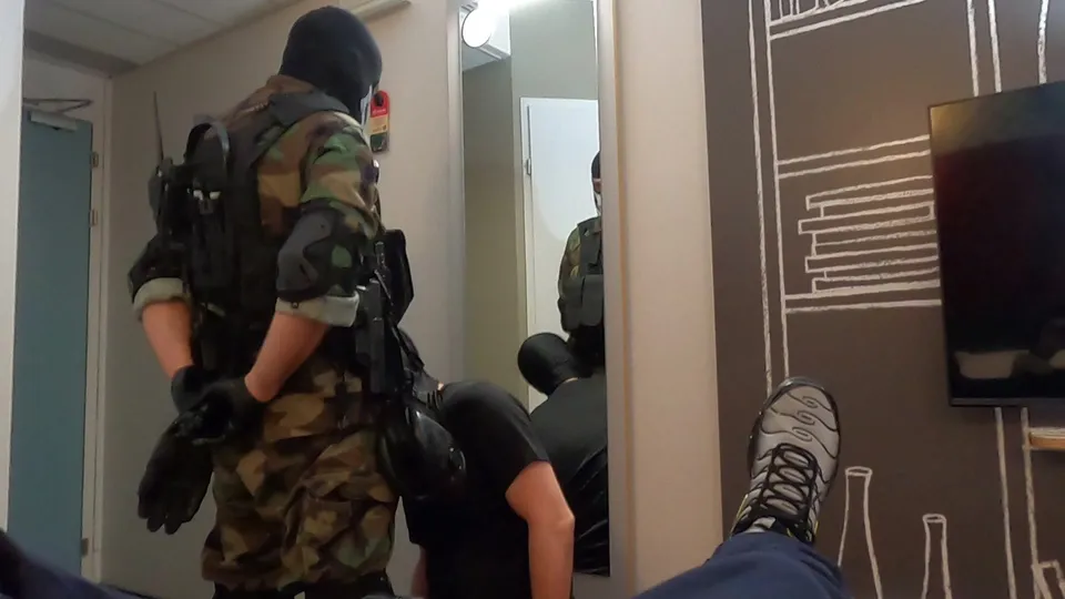 DainesePL in uniform coach a passive guy - ThisVid.com