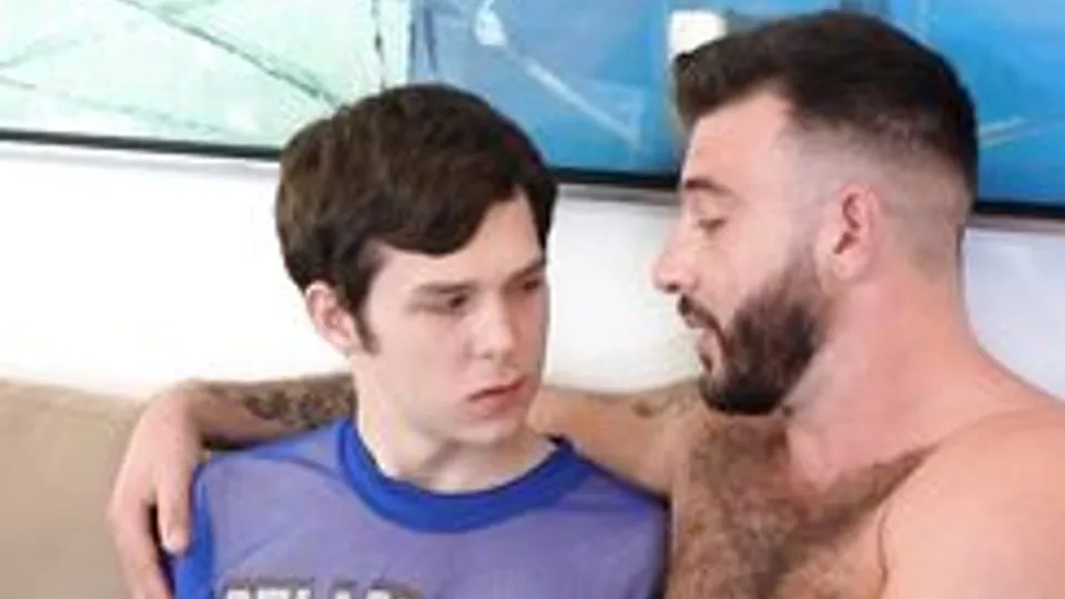 Dakota Is Bored, Fucked By Big Daddy  SU