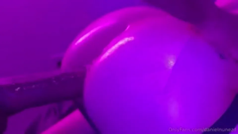 Daniel Nunez: Nerdy Twink's Big Butt Submission