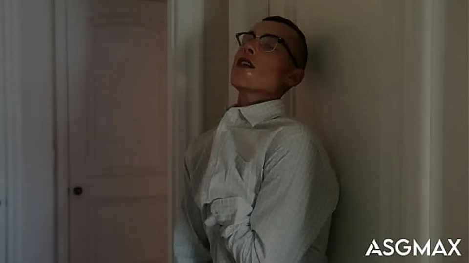 Hoss Kado's Taboo Encounter in Vacation House