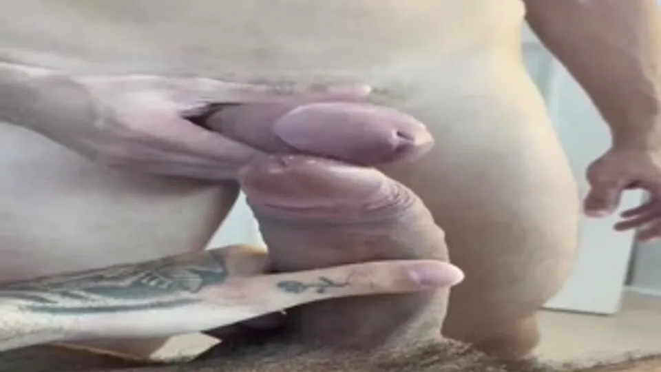 Davinero's Leaked Nude Scene: Horny Guys Fuck and Suck