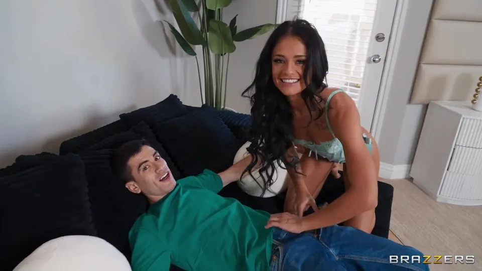 Day With A Pornstar: When Ryan Met Jordi  