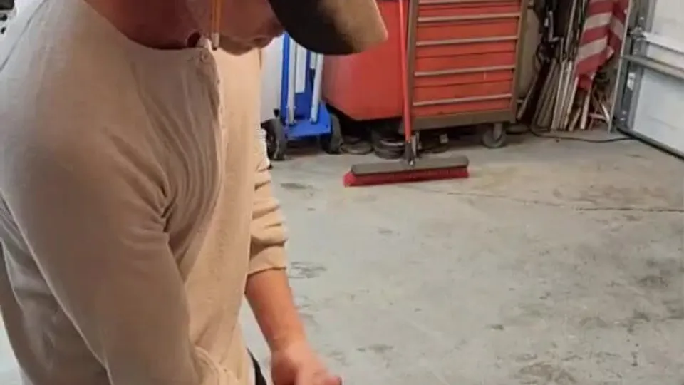 Delicious Jizz - ThisVid.com