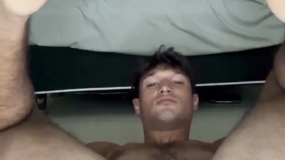Delicious str8 guy showing his asshole - ThisVid.com