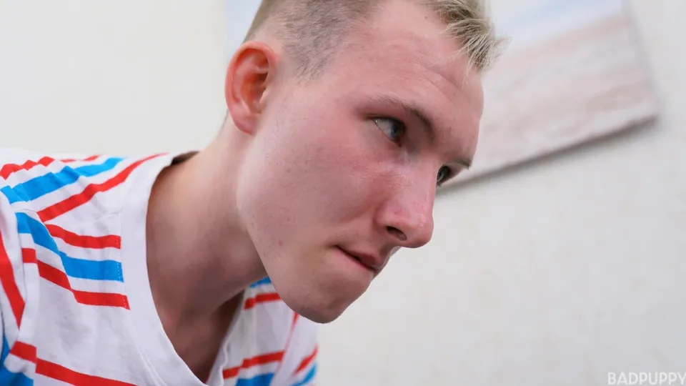 无套：Den Fitness与Milo Zayd的毛茸茸肌肉小受