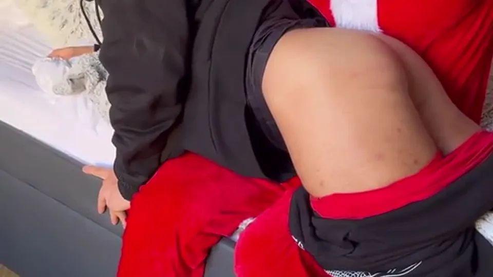 พบปะลับคิดคะเนนิส ดิลลัน