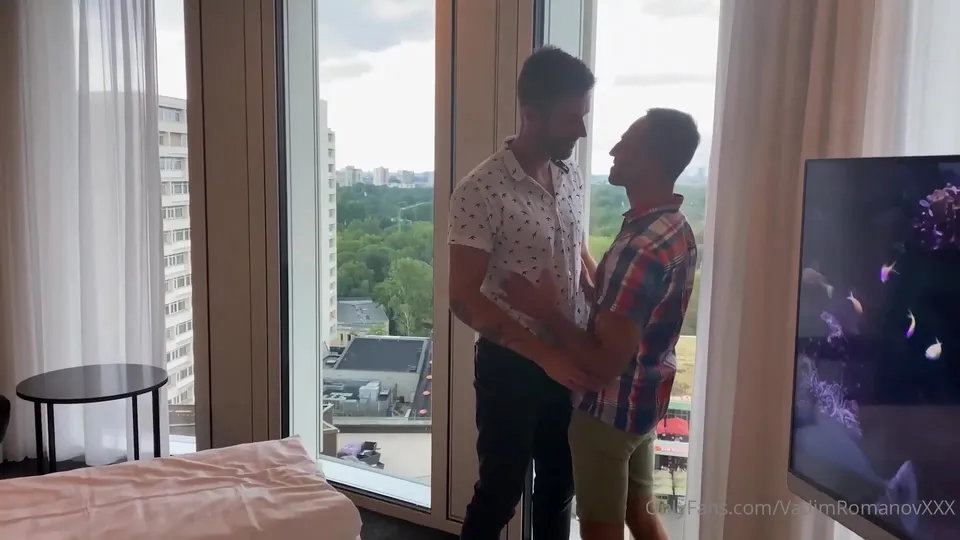 DennisXL & Vadim Romanov Flip Flop