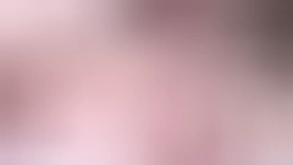 Der stiefvater irrtümlich fehlert seine stieftochter mit einer ehefrau, die seine stieftochter wieder schwanger lässt.