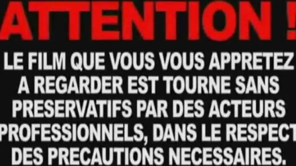 Deux arabes baisent le patron de leur ami
