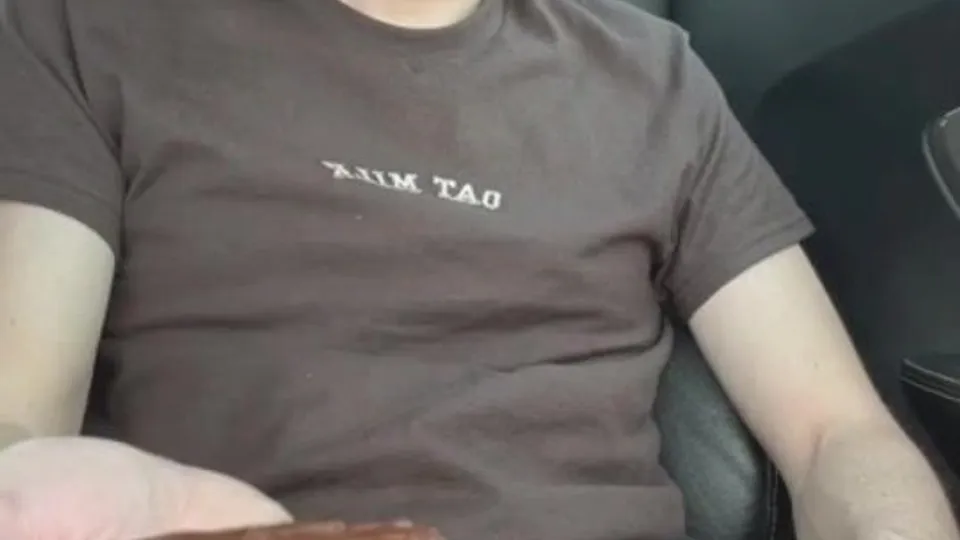 เดวิน ฮอลต์กินดอนัทส์ครีม