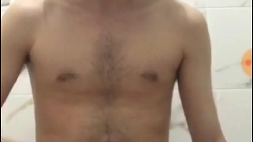 Roses' Intimate Fan Encounter