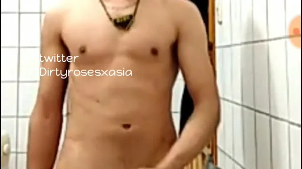 Roses' Intimate Fan Encounter