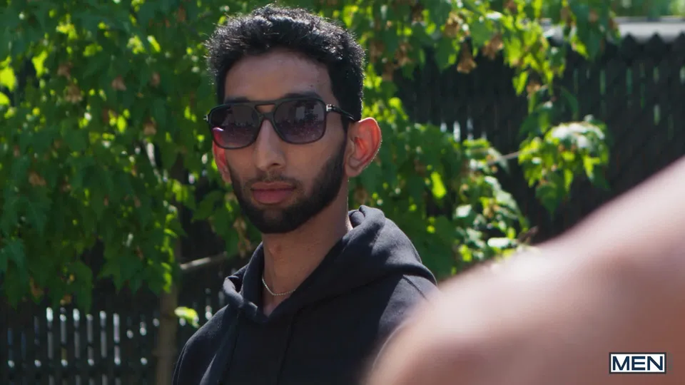Discreet DL’s First Time - Theo Dore and Ram Sivan.mp4