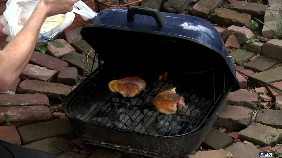 Rafael Alencar & Devin Moss: Intimate Encounter