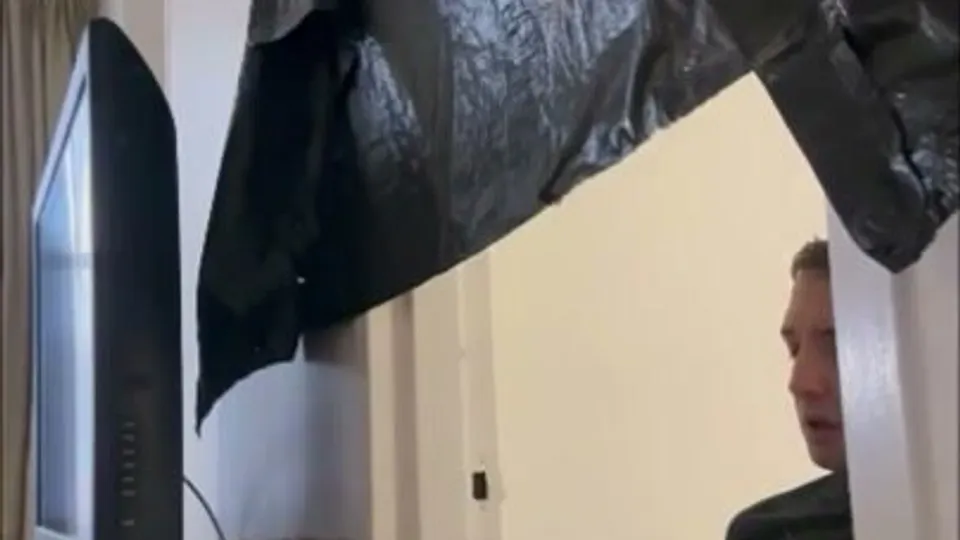 DL jock Feeds Fag his Cock - ThisVid.com