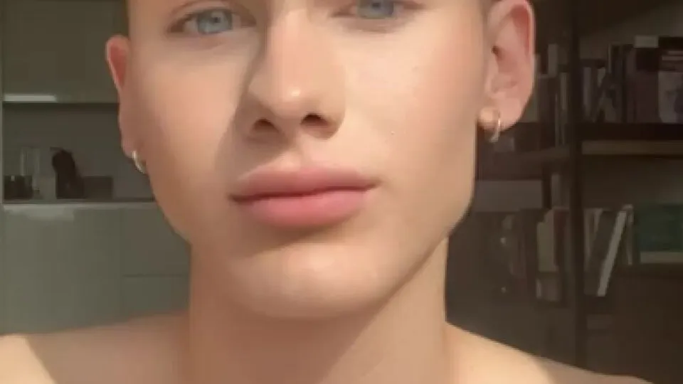 Does sunny afternoons make you super horny too