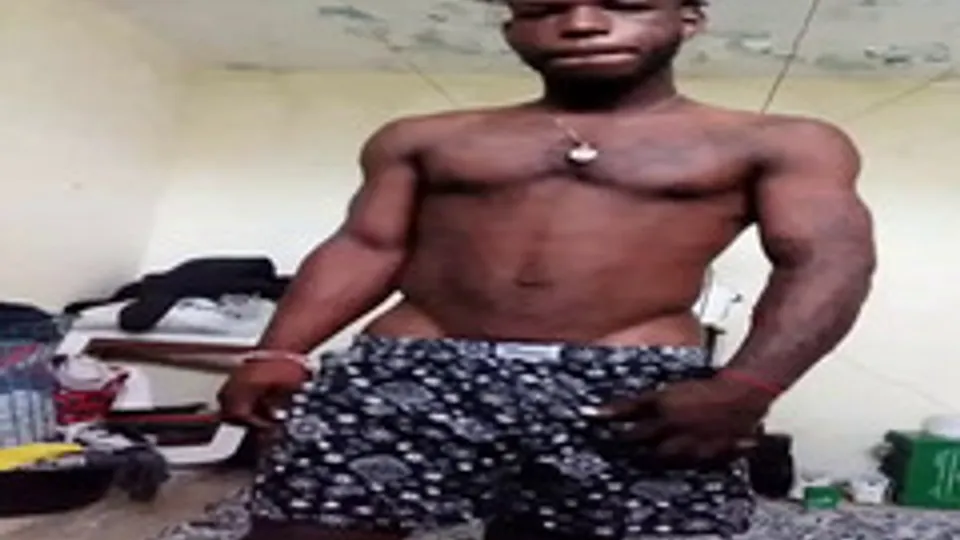 Dominican trade paid to bust - ThisVid.com