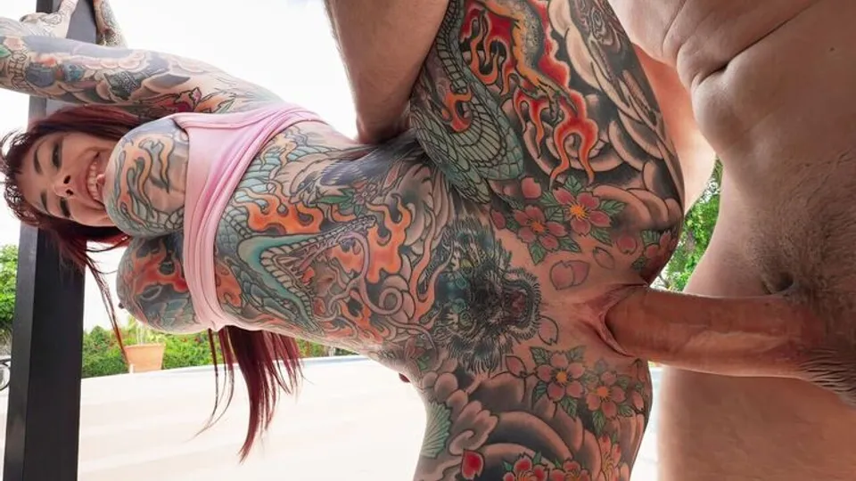Dont Break Me - jmacTiger Lilly - Tattooed Tiger Lilly Is Fun Size for a Reason 