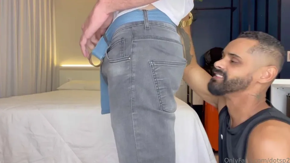 dotsp22 and ferjinho bareback  — PornOne ex vPorn