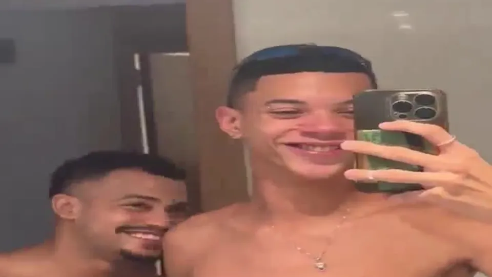 DOUGLAS Sexy Skinny Twinks, Creamy Dicks Sucking, Cockthirsty Mouth (13).mp4