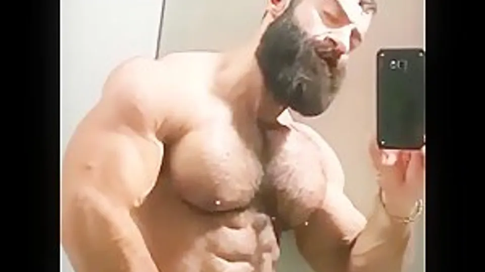 Doumit Ghanem in Intimate Solo Scene