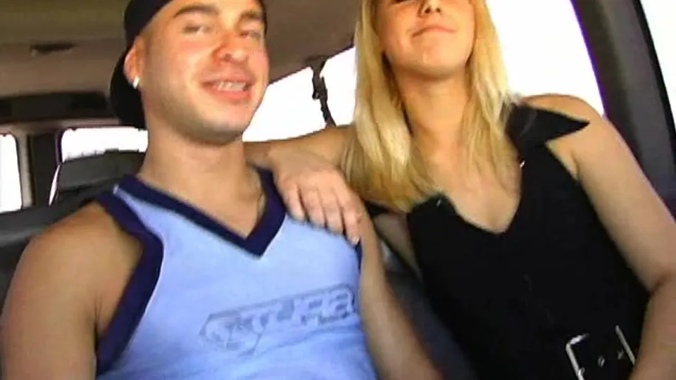 Dreadlocks in Gay Threesome