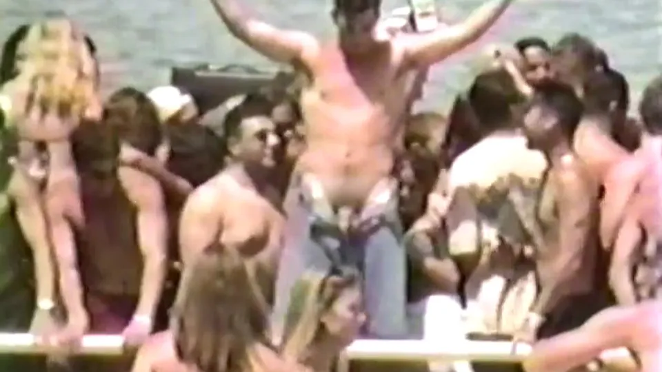 Drunk Naked Students - 1990 - ThisVid.com
