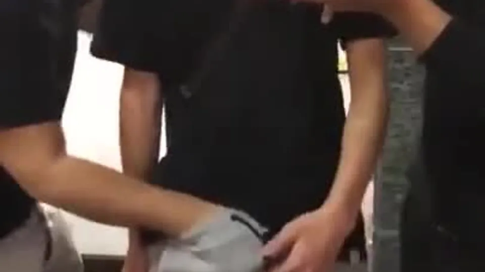 dude show cock in mall