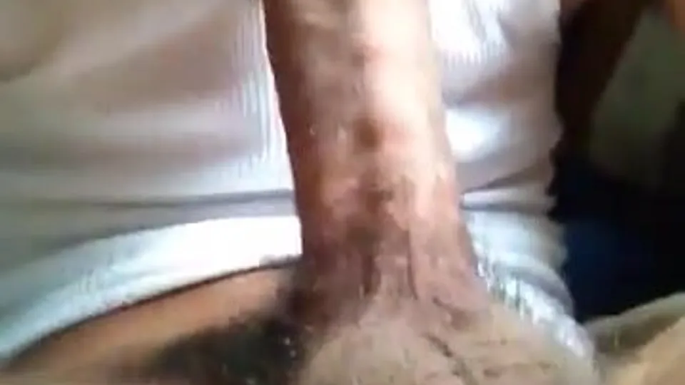 Dude sucking his long dick then cumming - ThisVid.com