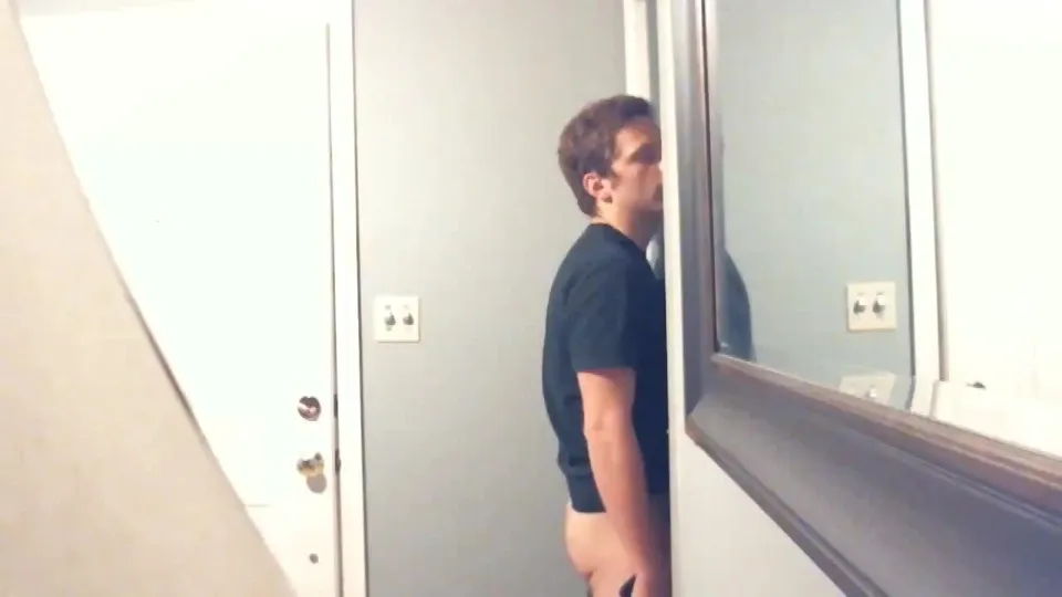 Dumb Straight Guy 36 - ThisVid.com