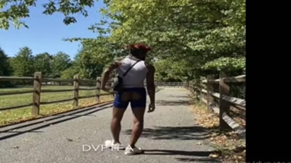 DVPetea and Ebony Bareback