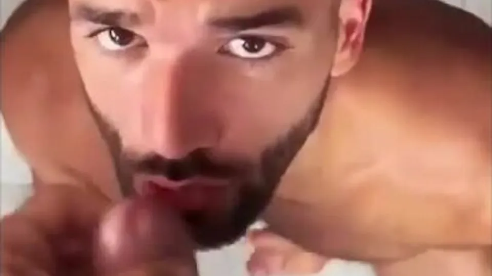 E4994 - ThisVid.com