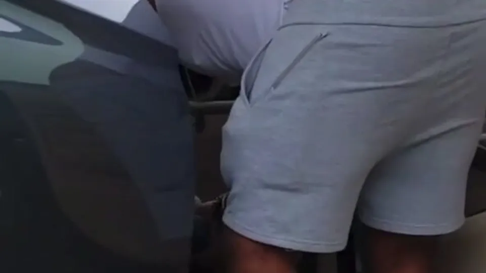 EBONY SAGGING ASS IN PUBLIC - ThisVid.com