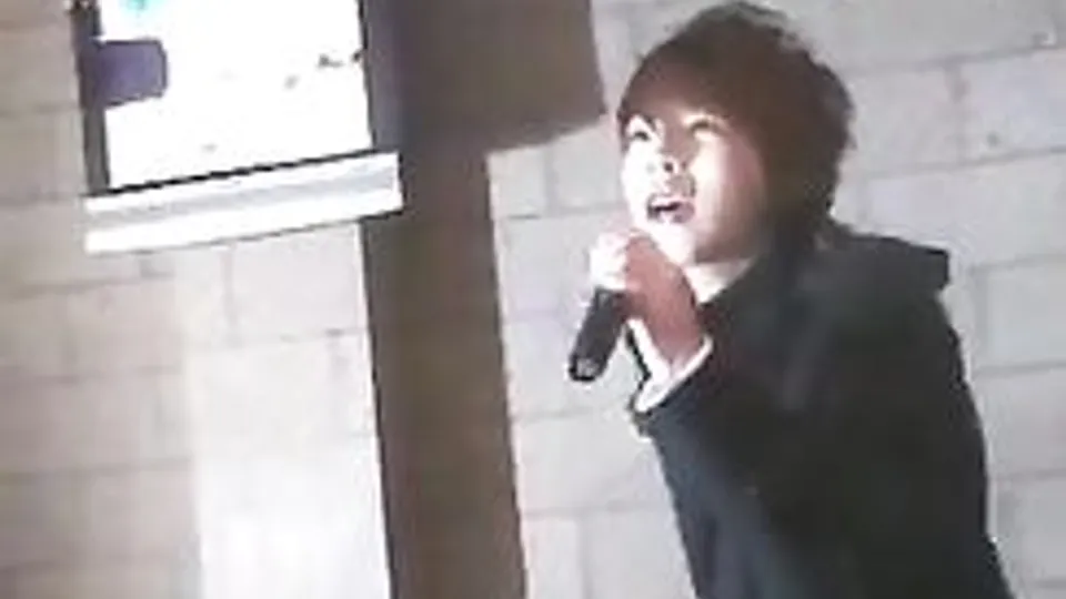 Eiji off shot.