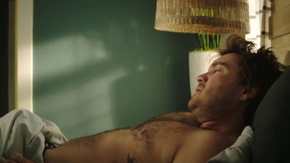 Emile Hirsch's Shirtless Scene in 'Dead Money'