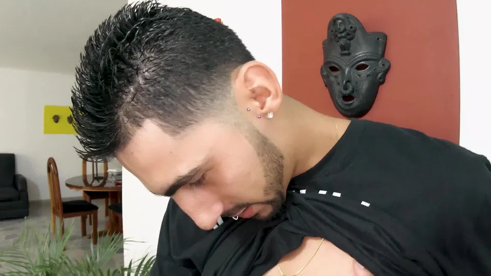 Eric wants Julian's load up his ass.mp4