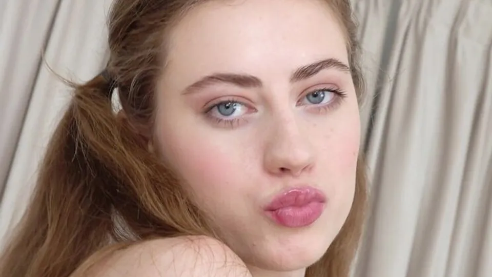 Erika Korti Studio - SteveWilly RegalPimpal BillKate LoveMarty Dope - First Gangbang! New te*** with a beautiful slender body without a tattoo Kate Love vs 4 big cocks EKS133 